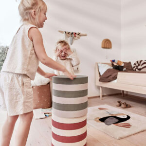 Stapelbarer Hocker OYOY